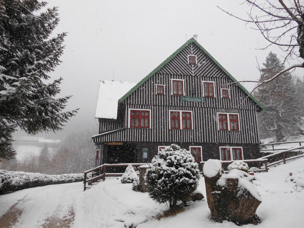 Pension Lucerna Spindleruv Mlyn Exterior photo